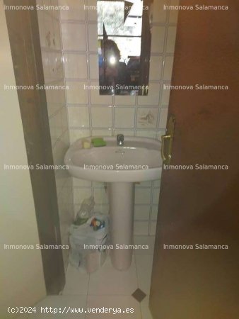 Salamanca ( Gran Vía ); 20 m2. local bar.  500€ - Salamanca