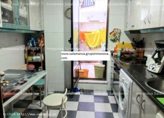 Salamanca ( Capuchinos - Carrefour); 3d, 2wc. garaje.207000€ - Salamanca