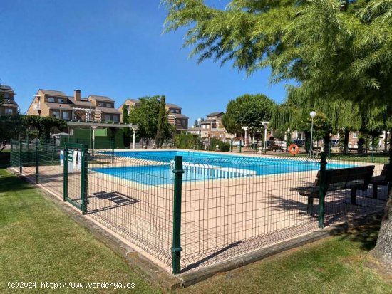 Exclusivo Chalet. 5 Dorm. 4 Baños. Garaje. 395.000 € - Santa Marta de Tormes