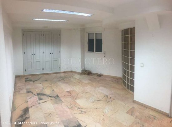 Local comercial en Alquiler en Ciutat vella - Valencia