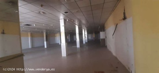  Local comercial en Alquiler en Carlos Iii - Aguadulce 