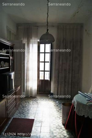 CASA DE PUEBLO EN VENTA EN ARACENA (HUELVA) ESPAÑA. - Aracena