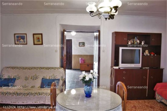 CASA DE PUEBLO EN VENTA EN ARACENA (HUELVA) ESPAÑA. - Aracena