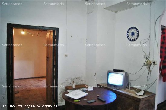 CASA DE PUEBLO EN VENTA EN GALAROZA (HUELVA) ESPAÑA. - Galaroza