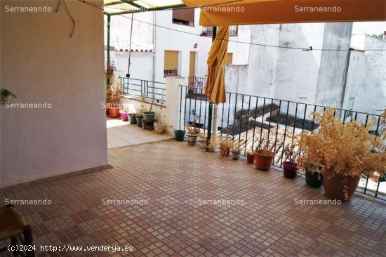 CASA Y LOCAL EN VENTA EN JABUGO (HUELVA) ESPAÑA. - Jabugo