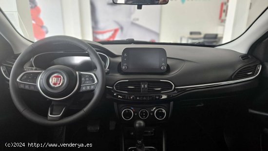 Fiat Tipo C. LIFE 1.5 HYBRID 130 DCT - Móstoles