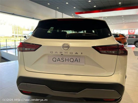 Nissan Qashqai DIG-T 103kW N-Connecta - 