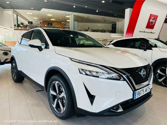 Nissan Qashqai DIG-T 103kW N-Connecta - 