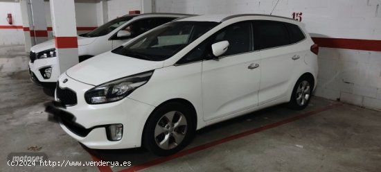  Kia Carens 1.7 de 2014 con 148.000 Km por 9.100 EUR. en Lleida 