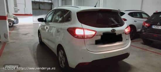 Kia Carens 1.7 de 2014 con 148.000 Km por 9.100 EUR. en Lleida