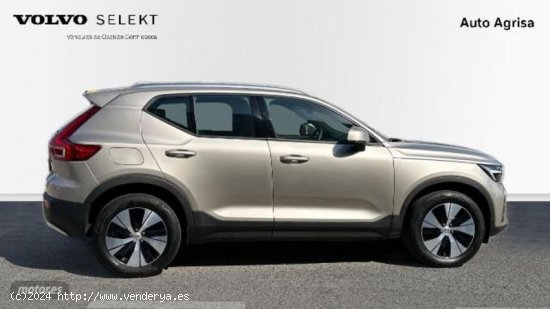 Volvo XC40 XC40 Core, T2 automatico, Gasolina de 2023 con 21.772 Km por 32.900 EUR. en La Rioja