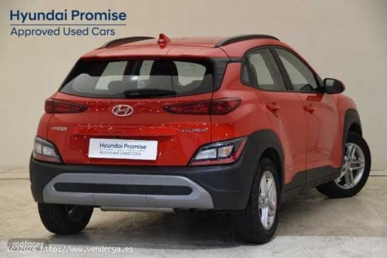 Hyundai Kona 1.0 TGDI Maxx 4x2 de 2023 con 18.442 Km por 20.720 EUR. en Sevilla