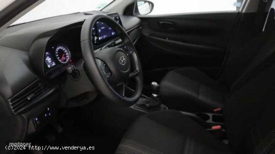 Hyundai Bayon 1.2 MPI Klass de 2023 con 17.489 Km por 15.400 EUR. en Alicante