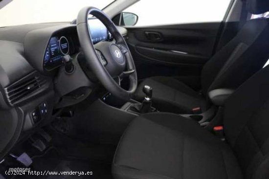 Hyundai i20 1.2 MPI Klass de 2023 con 22.702 Km por 17.900 EUR. en Girona