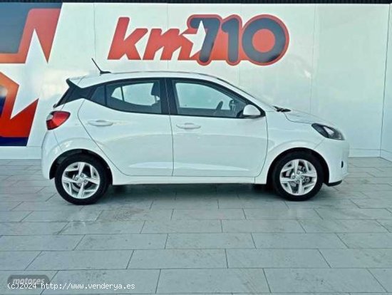 Hyundai i10 1.0 MPI Klass de 2021 con 25.460 Km por 13.900 EUR. en Girona