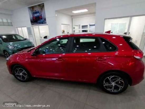 Hyundai i30 1.0 TGDI Klass LR 48V 120 de 2023 con 10.000 Km por 20.900 EUR. en Cuenca