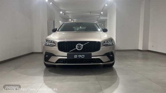 Volvo S 90 S90 Plus, B5 (diesel) AWD, Diesel, Dark de 2023 con 10 Km por 62.000 EUR. en Barcelona