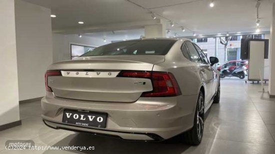 Volvo S 90 S90 Plus, B5 (diesel) AWD, Diesel, Dark de 2023 con 10 Km por 62.000 EUR. en Barcelona