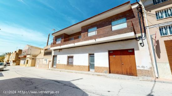 BARINAS VIVIENDA UNIFAMILIAR - MURCIA