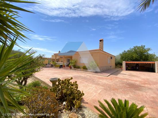 Chalet en venta - ALICANTE