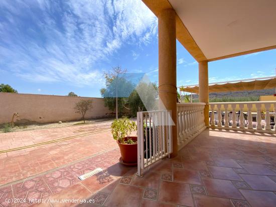 Chalet en venta - ALICANTE