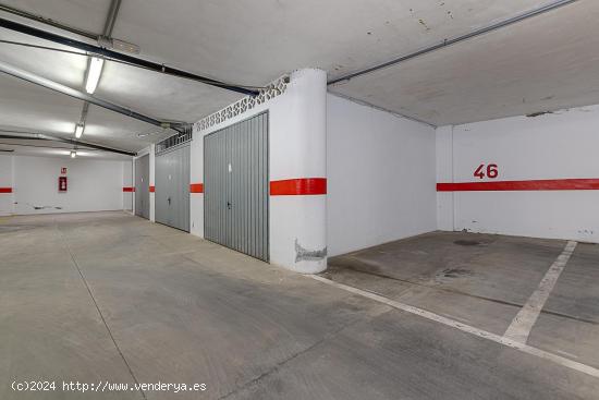 PLAZA DE GARAJE EN LA ZONA DE LA PLAYA LOS LOCOS EN TORREVIEJA - ALICANTE