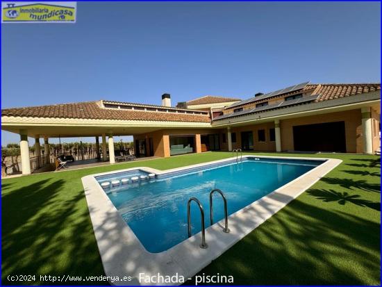 Chalet en Santomera - Espacio, elegancia y confort - MURCIA