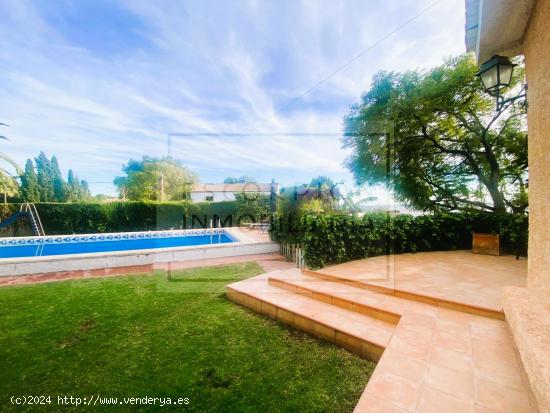 CHALET EN VENTA EN URBANIZACIÓN CUMBRES DE SAN ANTONIO - VALENCIA