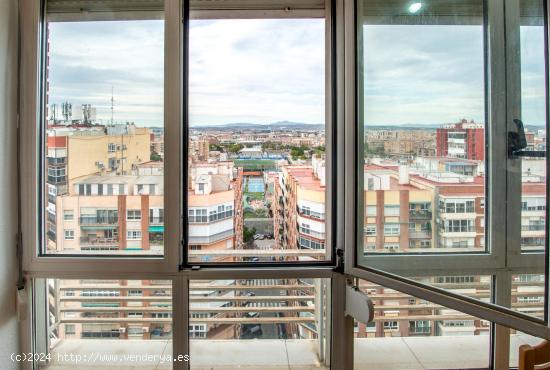 Piso en la ultima planta del edificio Alba - MURCIA