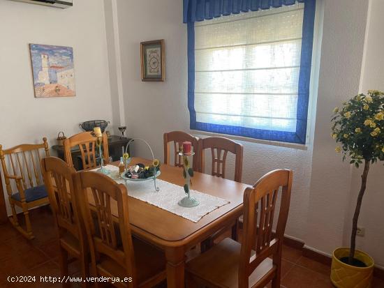 SE VENDE CASA EN ZAHARA DE LA SIERRA - CADIZ