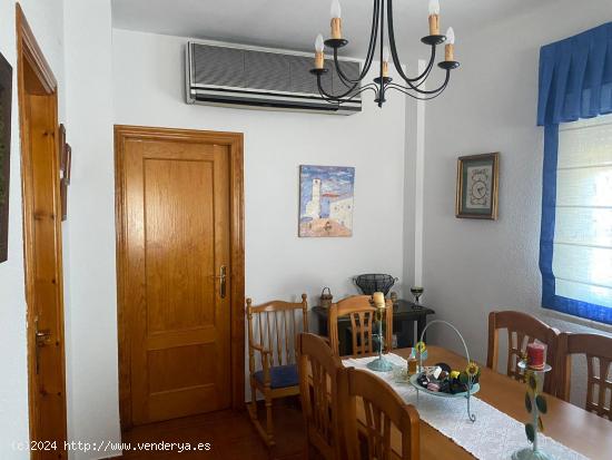 SE VENDE CASA EN ZAHARA DE LA SIERRA - CADIZ