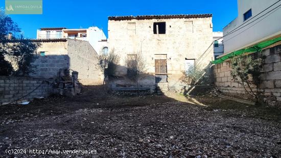 CASA CON AMPLIO TERRENO EXTERIOR - BALEARES