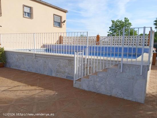 ESPECTACULAR chalet en CHIVA con todas las comodidades y piscina propia. - VALENCIA