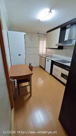 Piso en Orihuela zona Los Huertos, 102 m2. Tres dormitorios. - ALICANTE