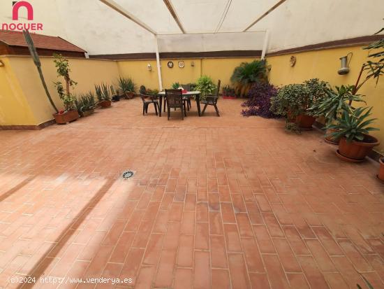 Piso en Avenida Medina Azahara con patio y garaje - CORDOBA