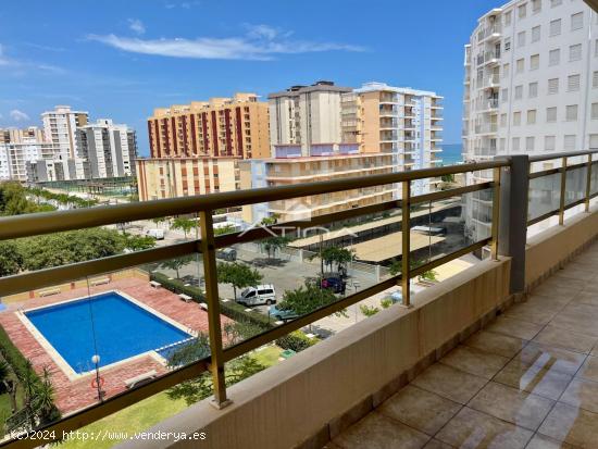 Apartamento con vistas al mar situado en 2ª línea playa Gandia, - VALENCIA