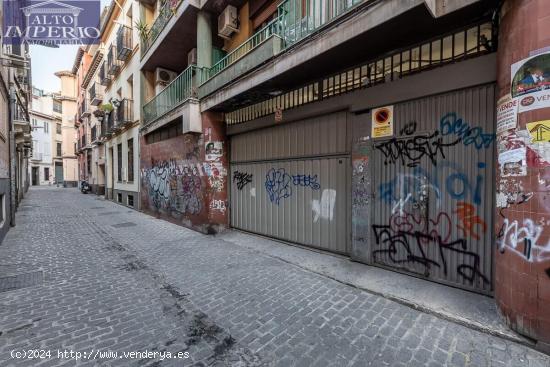 PLAZAS DE GARAJE JUNTO A RECOGIDAS - GRANADA