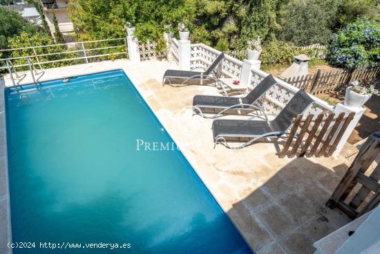 Casa independiente con vistas en Quintmar - BARCELONA