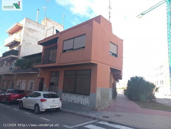 Edificio de 2Planta en Santa Pola - ALICANTE