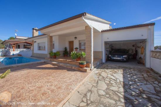 SOL,  MONTAÑA Y PISCINA!!!! - TARRAGONA