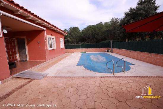 CASA EN LA ARBOLEDA - GUADALAJARA