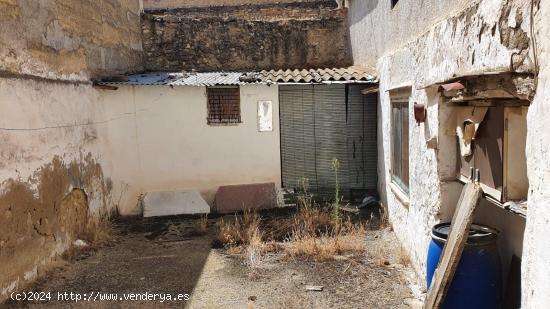 SE VENDE CASA PARA REFORMAR EN TORRALBA DE LOS SISONES - TERUEL