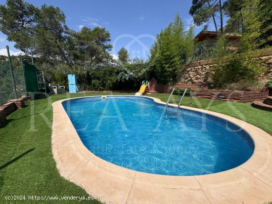 CASA EN VENTA - PISCINA - A SOLO 30 min. BARCELONA - BARCELONA