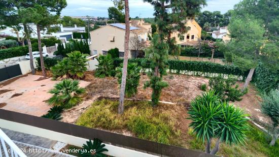 Parcela en venta en Urb. El Plantío, La Cañada - VALENCIA