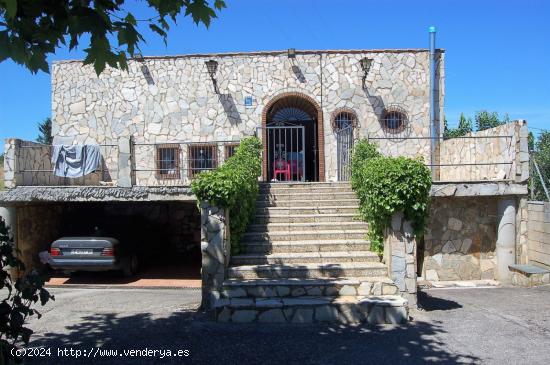 BODEGA-RESTAURANTE EN VALVERDE DE LA VIRGEN - LEON