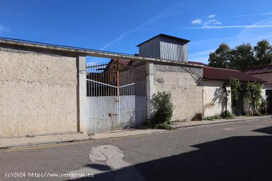 NAVE EN VENTA EN ALCAÑIZ. Ref NA11062023 - TERUEL