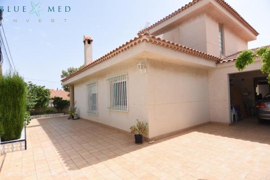 Chalet en venta en Bolnuevo - MURCIA