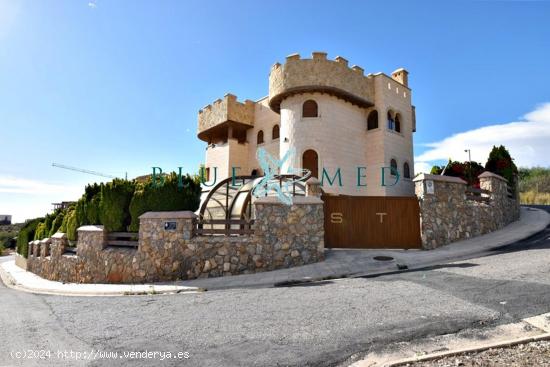 Chalet en venta en Los Puertos-Isla Plana - MURCIA