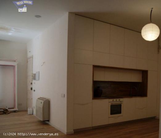 PISO EN VENTA - BARCELONA