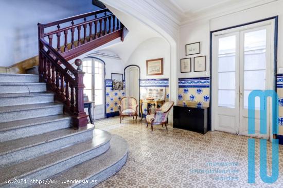 ¡Impresionante Casa Señorial en el Centro de Arenys de Mar! - BARCELONA